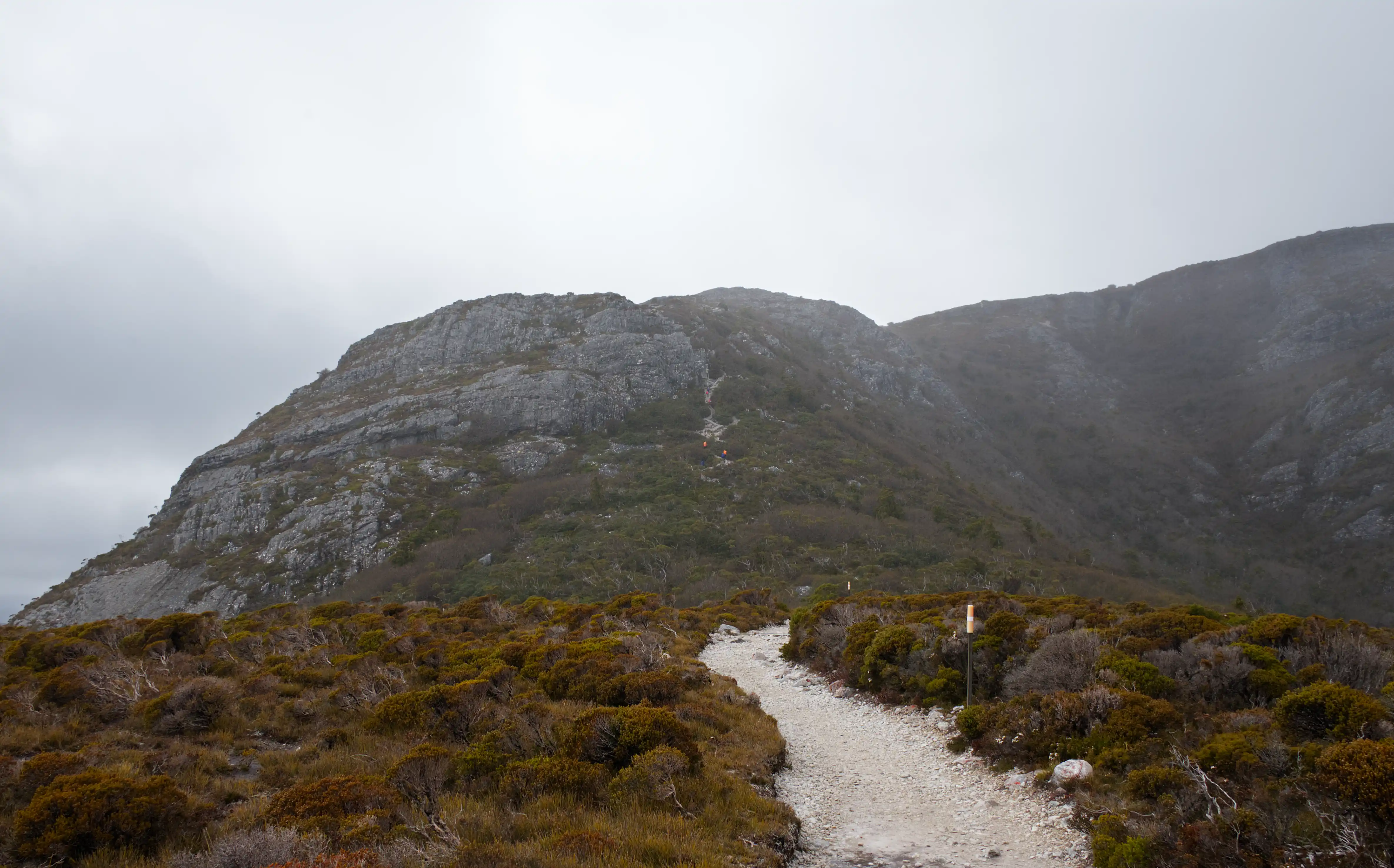 overland-track-staircase-2025-11-09.webp